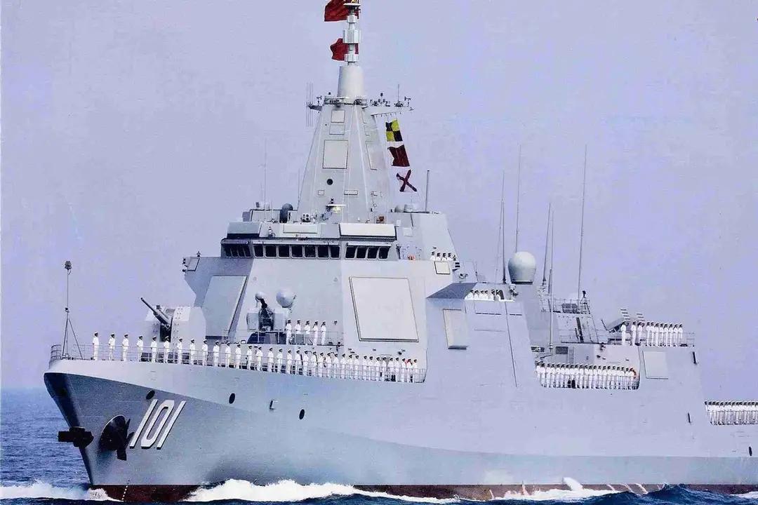 特朗普要打造“黄金舰队”,配2万吨级装甲导弹舰,比055还要大近日,美国《华尔街