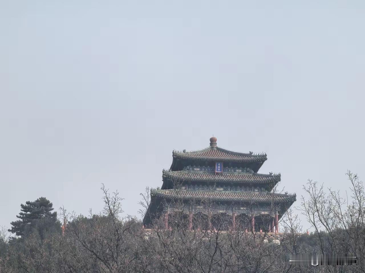 中俄签了很多协议，但还是没看到西伯利亚力量二号线的影子。两国之间定下不少合作