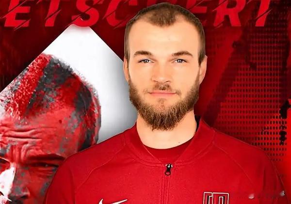 成都后防大腿莱切特真要走了？徐正源教练前脚刚走，后脚球队的定海神针提莫·莱切特