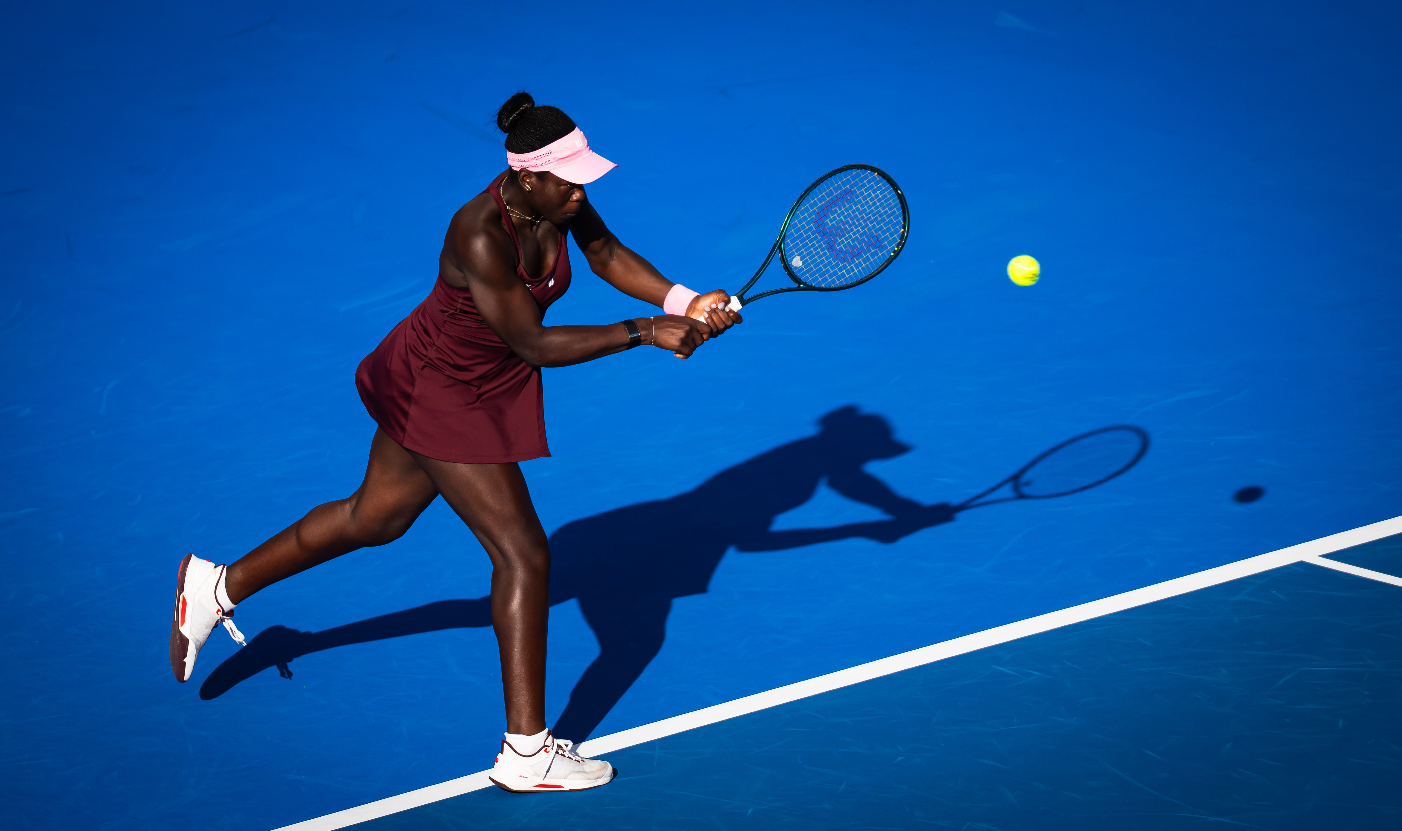 姆博科救赛点复仇安德列娃👊WTA1000多哈站第三轮青春对决，10号种子姆博科