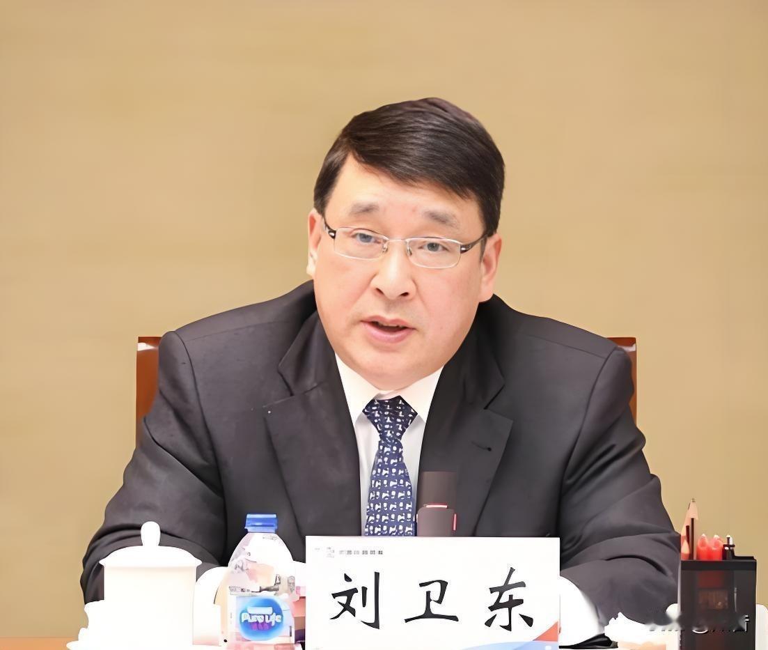 刘卫东的贪腐事件告诉我们一个道理，核心岗位的人员要严格管控！军工企业内部的贪