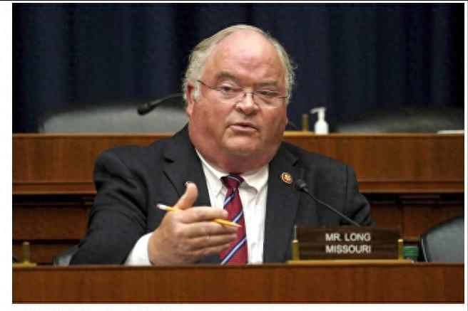 美国又开始觊觎冰岛了。美国驻冰岛大使候选人比利·朗当地时间13日在众议院与议员