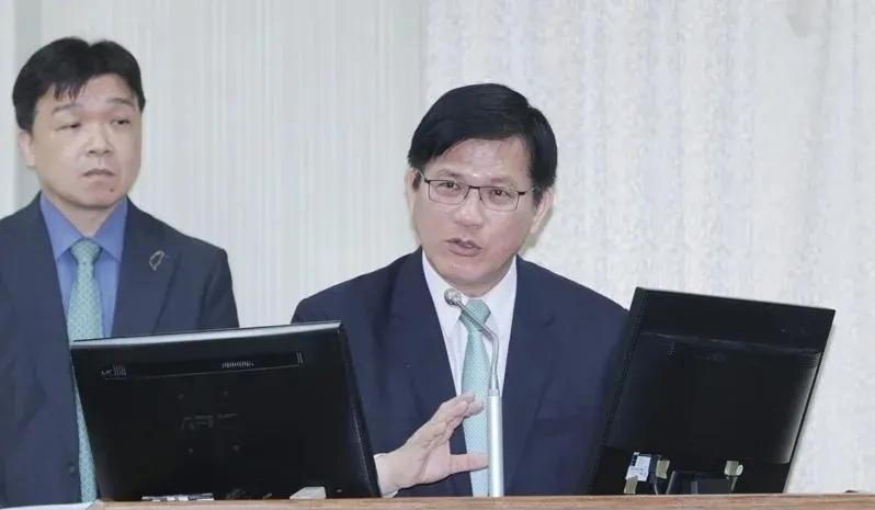 快讯！快讯！11月20日，中国禁止日本水产进口国内市场后，台湾外事主管林佳龙