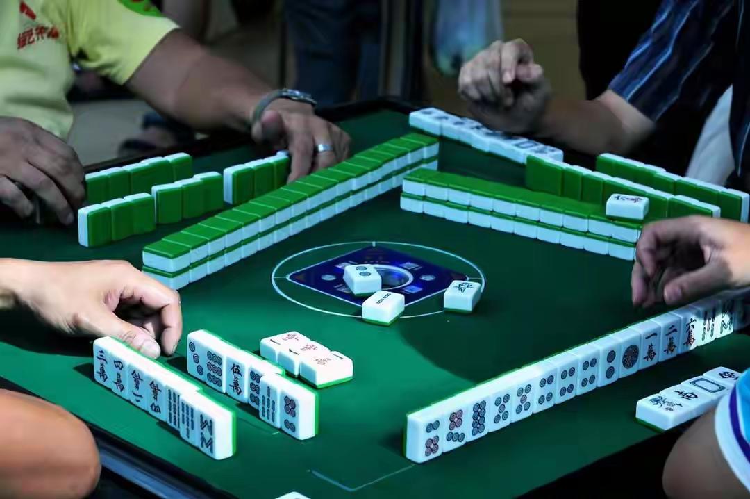 这报道真正诠释了“明天和意外谁也不知道哪个先来”的真正含义。我们打麻将的刘老太