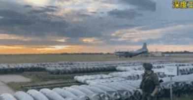俄军万吨FAB滑翔弹雨锁定基辅！72小时倒计时，乌克兰命悬一线：美援断供下的生死时速