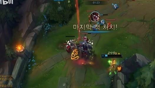 疯狂SOLO训练！Bin找Knight深夜练习奥拉夫对线多次遭左手Knight