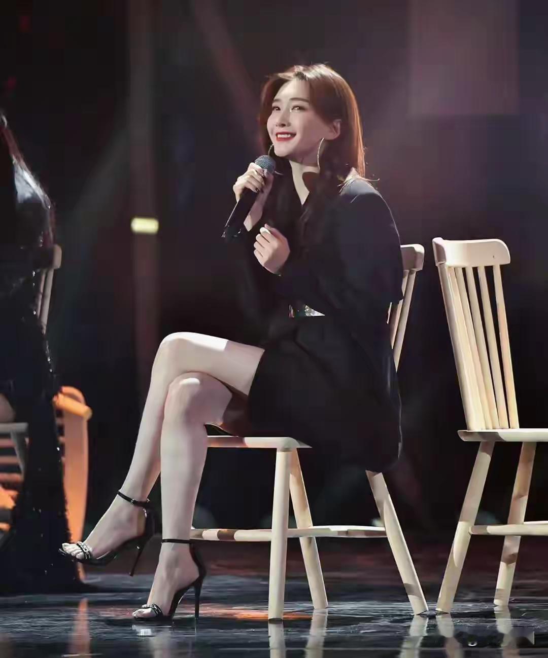 演员江疏影高颜值