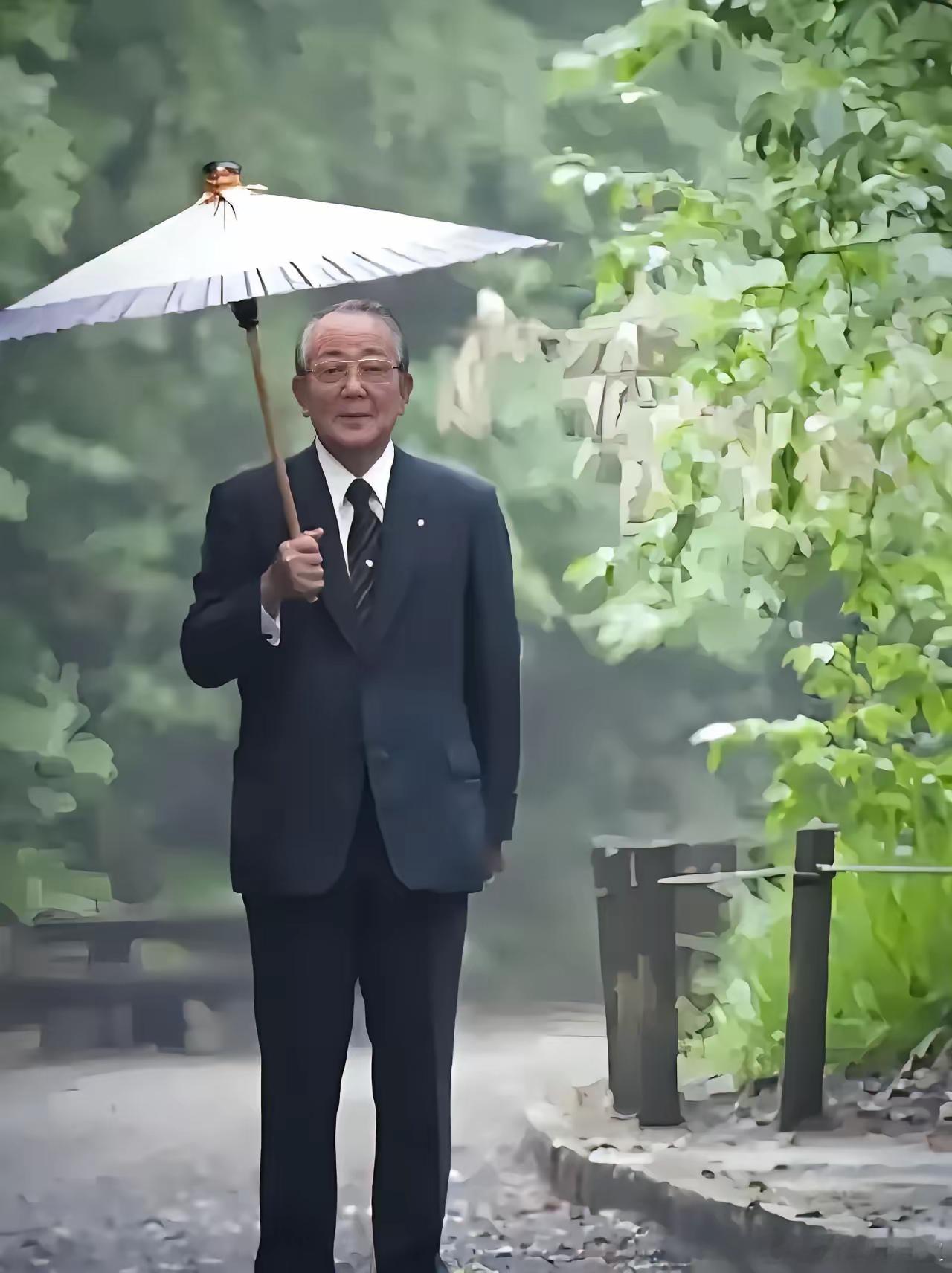稻盛和夫说：“离你最近的人，影响着你的人生走向。一个人提升自己最快的方式，就是跟