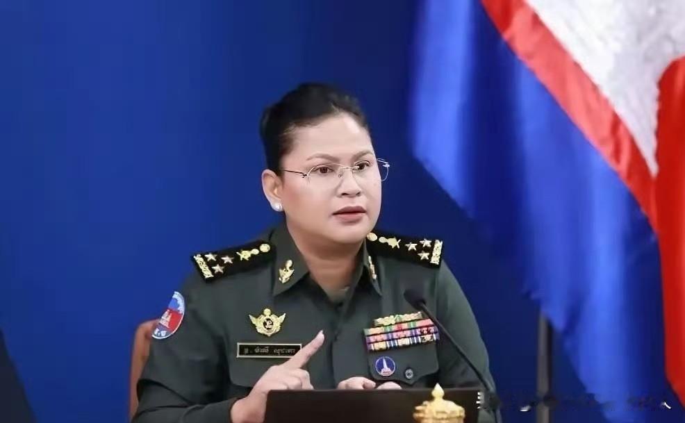 急眼了！柬埔寨这次是真的坐不住了！据法新社最新消息，泰柬边境的战火不仅没有熄灭，