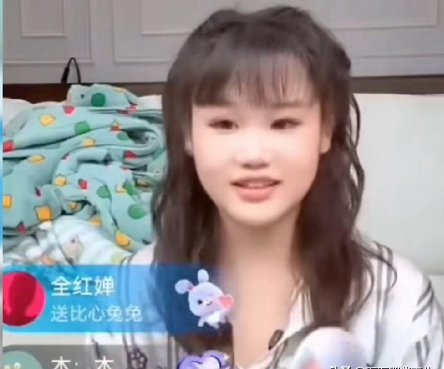是什么样的原因让张家齐退役8天就开始直播带货？张家齐一句“我也要生活”，轻飘飘几个字，背后藏着多少无