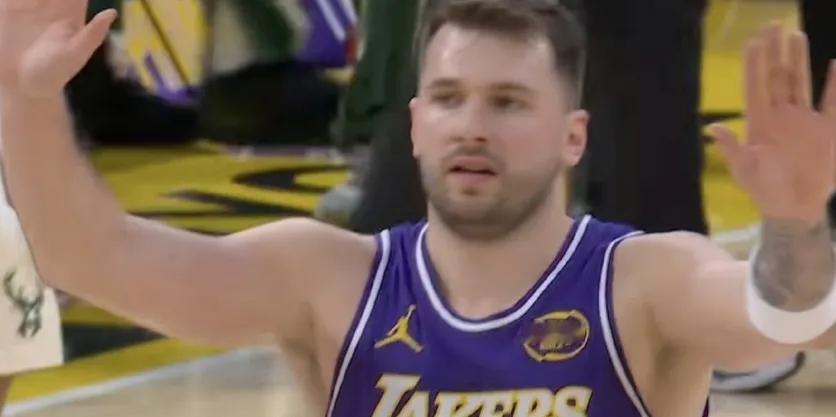 虽然目前东契奇仍然是得分王但是看湖人比赛的都知道东契奇真的是只适合打开局首