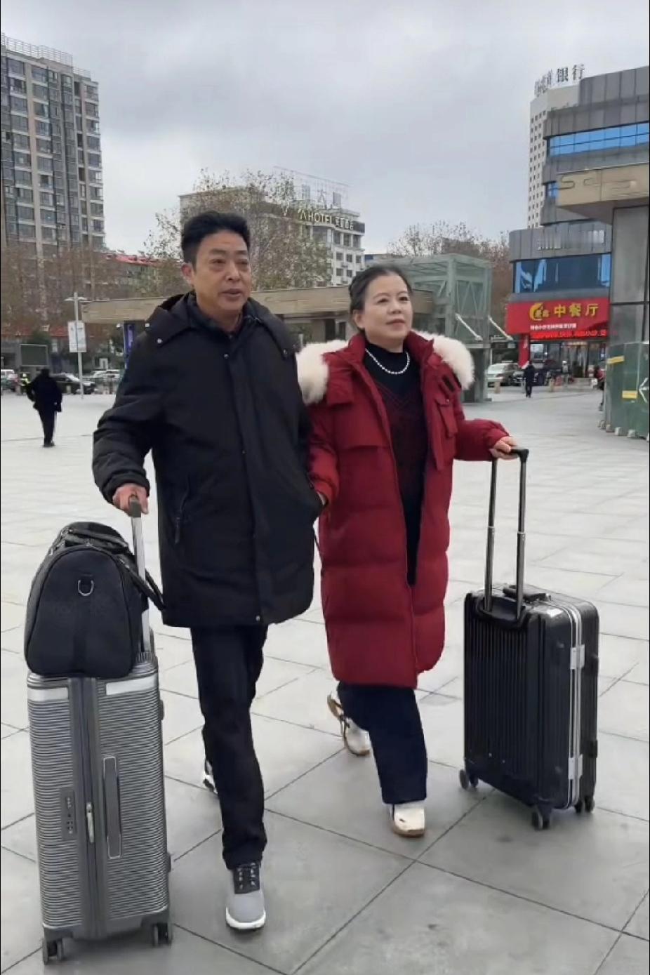 每日分享：柴桑大姐现在收到很多部门的回复。大姐表示！不管什么样的回复，他只要