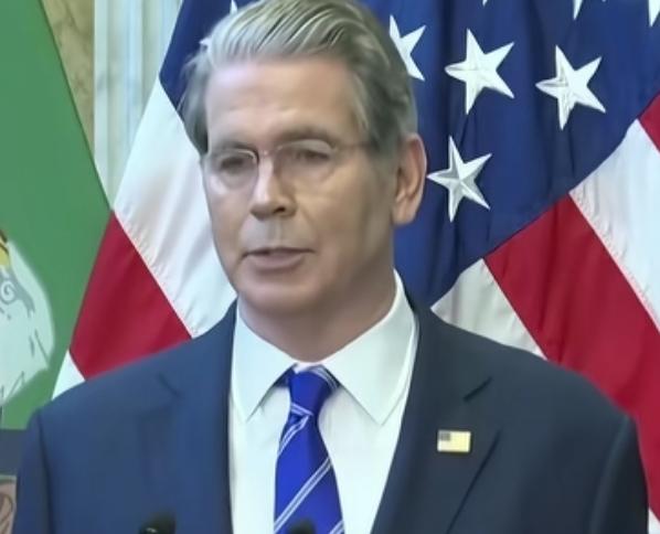 美国财长贝森特曾向媒体表示：“中国是现代世界历史上没见过的国家，中国非常独特！”