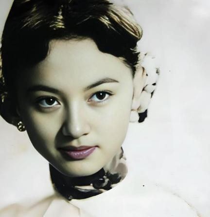 1918年，钱秀芬因貌美，被丈夫的好友看中，谁知，此后丈夫不仅遭暗杀，自己也被迫