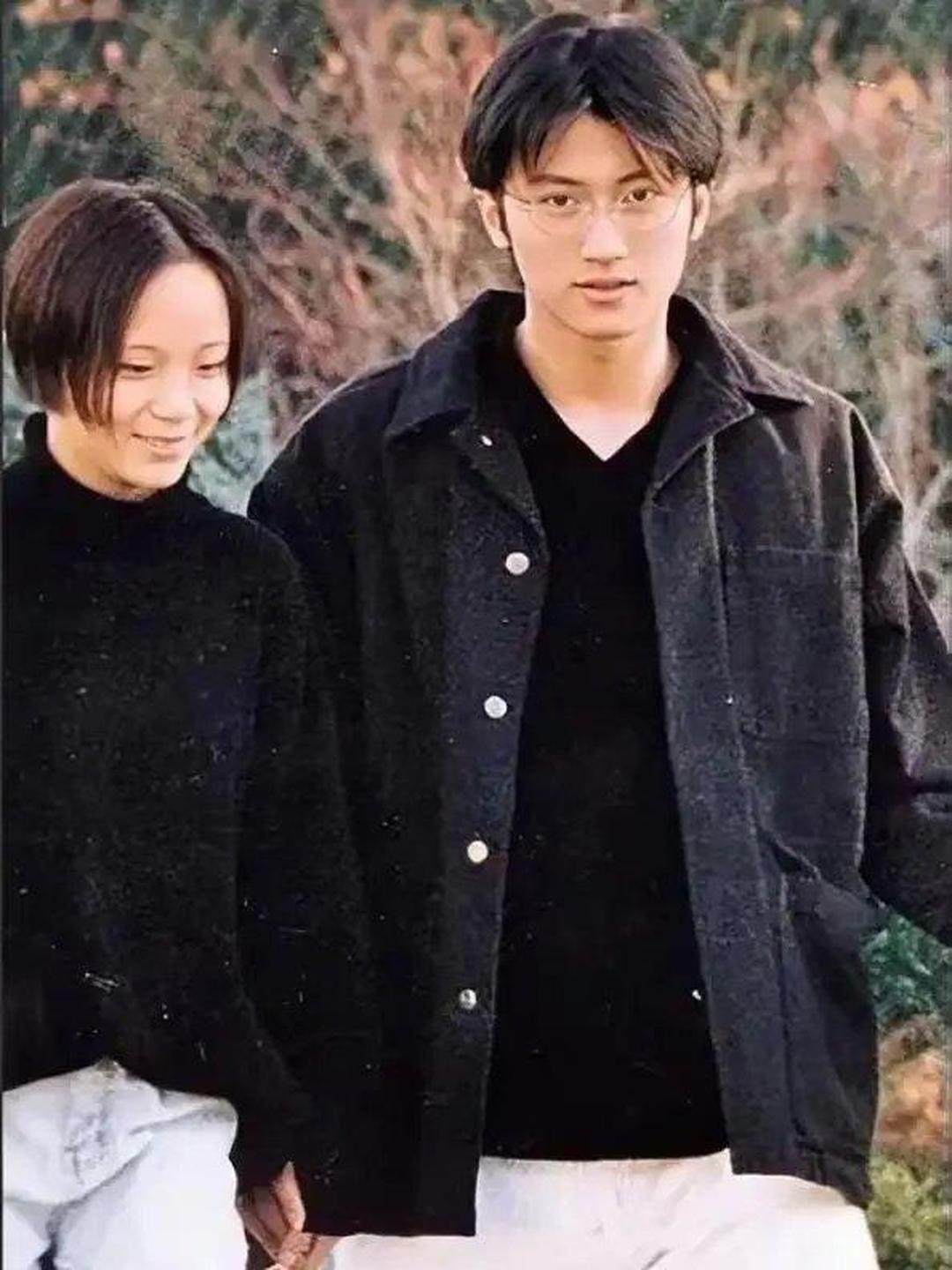 难怪王菲这么喜欢‎‏他，‍⁠看完这组照‏片，‎‎瞬间就‌﻿明白了。​