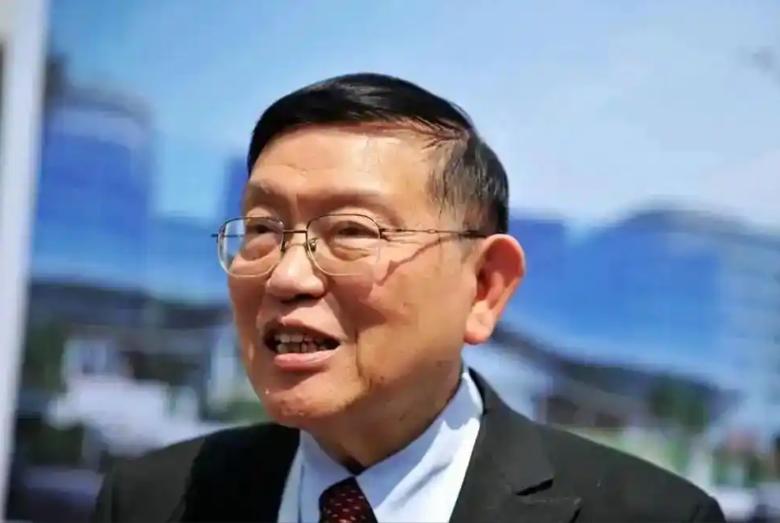 遭台积电3次绞杀出局！芯片教父张汝京：老子回来屠龙了！2020年4月，被美国制