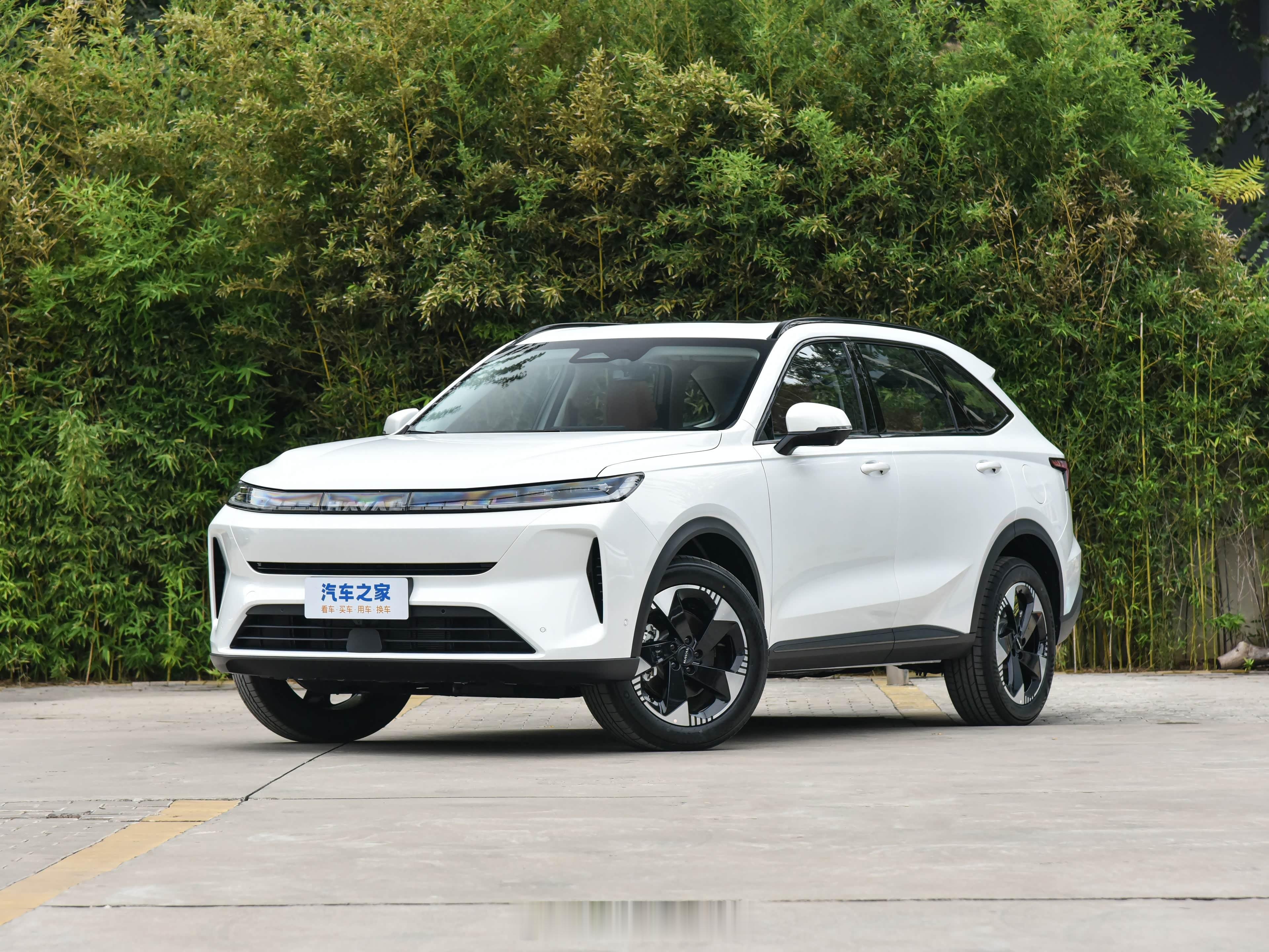 哈弗H6L实车亮相,块头达到4.8米级别燃油中型SUV车长4800,轴距281