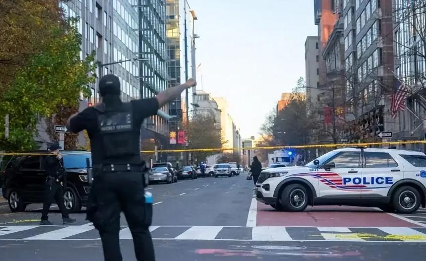 CIA局长一句话炸穿全网，他声称这货根本就不该被允许进美国，谁能想到白宫门口开枪