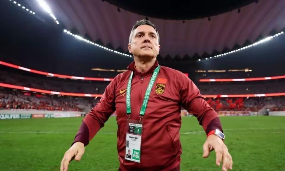 中国U23亚洲杯备战开始啦！“美甲哥”汪仕钦恶意领红牌正式被弃，申花前锋刘诚宇也