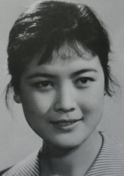 1997年，杨雅琴去世，然而，她的两任丈夫都拒绝出席葬礼，临终之际，她含泪说出：