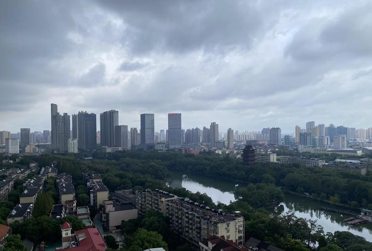 问你们一个现实的问题，请如实回答！假如你知道自己只能活三天，请问接下来你想