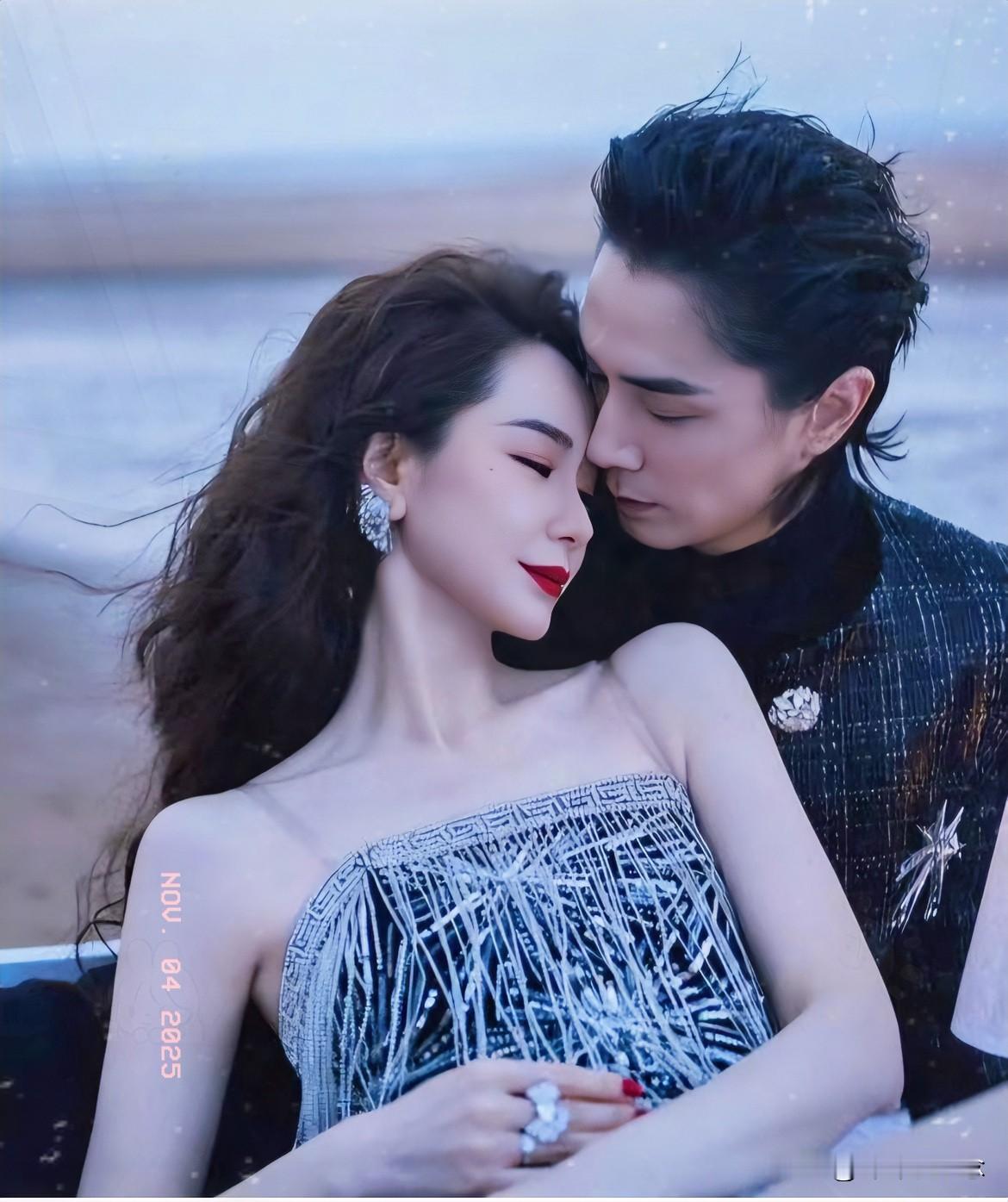 都说男人过了25岁状态下滑，可李承铉彻底打破这魔咒！戚薇曾在节目里吐槽，