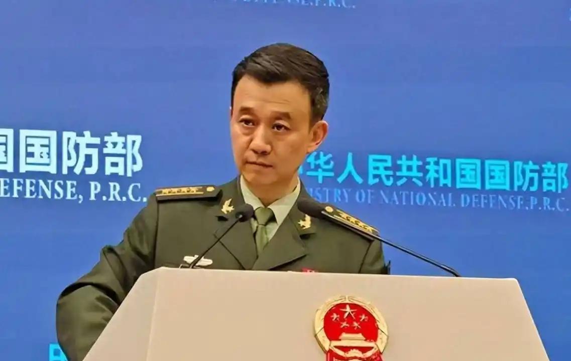 🌛这是对菲律宾最严重的定性！7月30日，我国防部发言人在回答记者关于菲律宾
