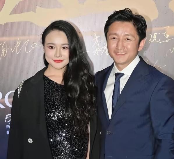 邹市明当年差点当上体育局副局长，多好的铁饭碗。结果他老婆读了个MBA想创业，丈母