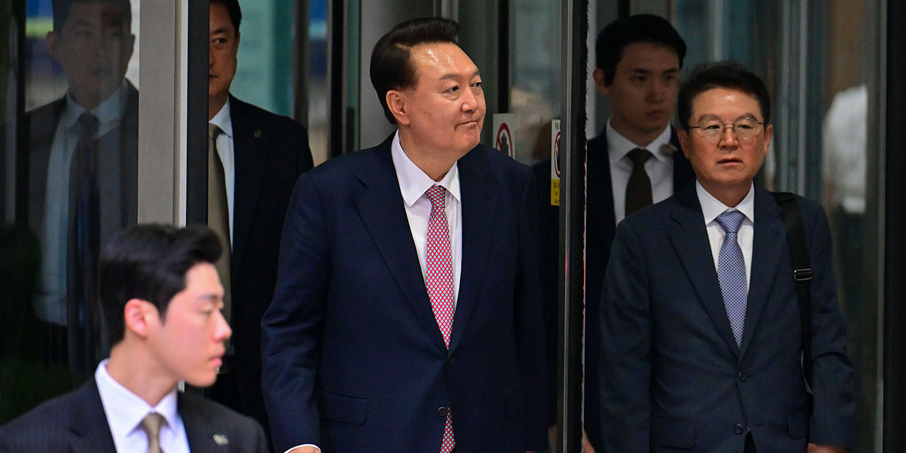 尹锡悦拒绝再次接受警方传唤你相信吗？前总统尹锡悦竟然拒绝