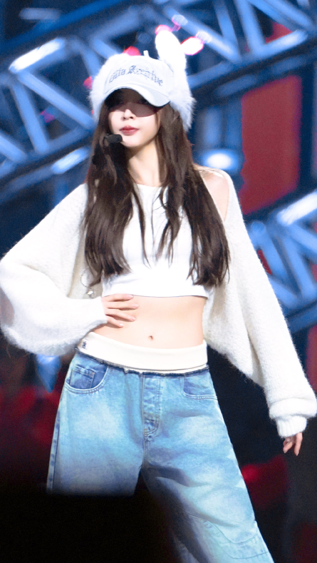 看到吴宣仪的脸可以原谅全世界吴宣仪红毯状态绝了！每帧都像画报，精致五官搭配灵动神