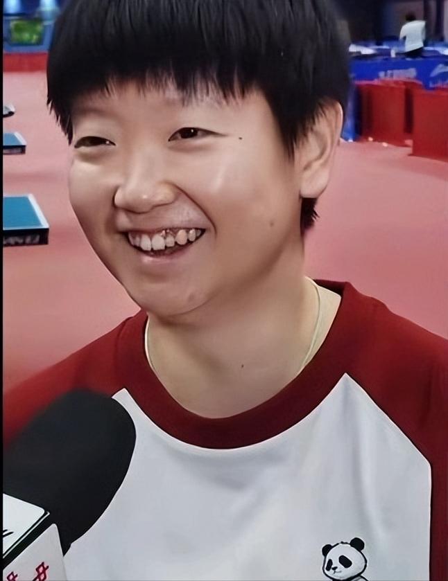 笑不活了，莎莎竟然说康复状态不佳，其实醉翁之意不在酒，熟悉莎莎的都清楚，莎