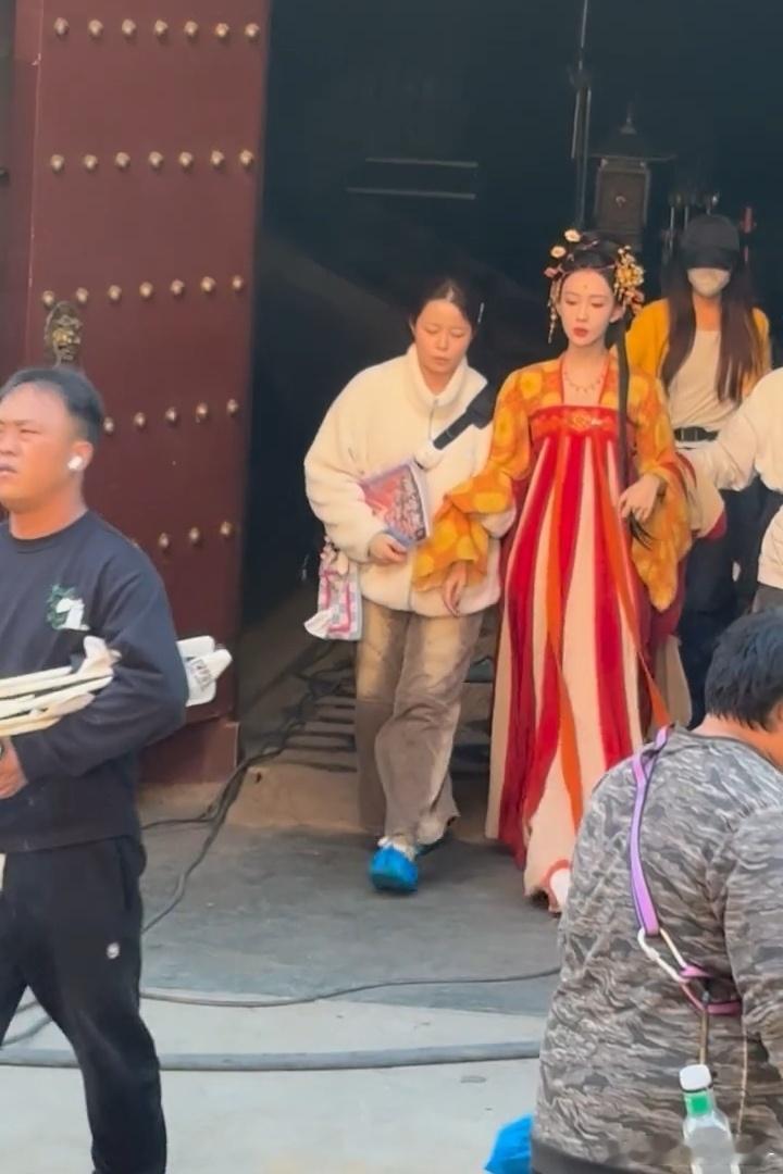 孟子义，怎么更感觉又瘦了