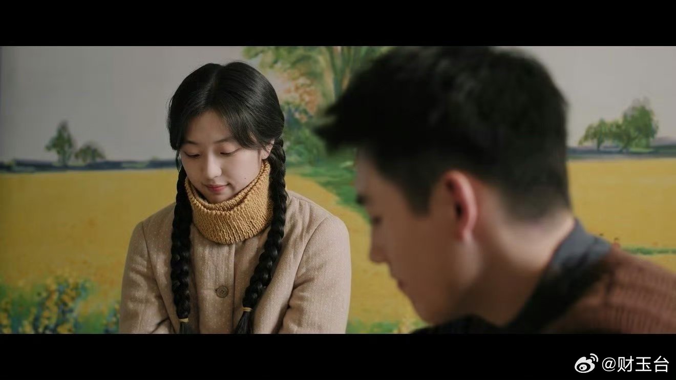 纯真年代的爱情烂尾真的越看越失望。前期年代感细腻、情感真挚，把纯真年代的氛围