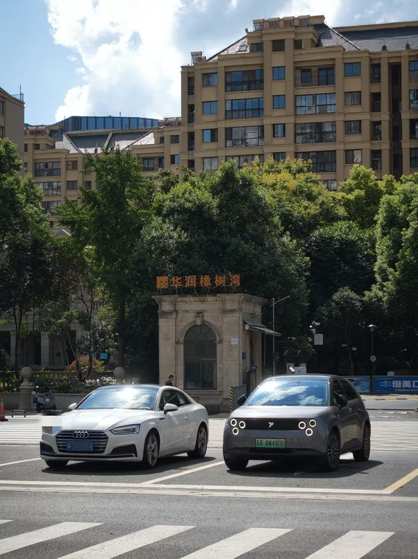 你们的车多久没洗了？