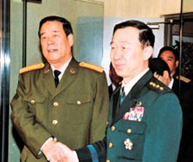 1993年，时任总后勤部部长的傅全有出任全军工资改革领导小组组长，主导新中国成立