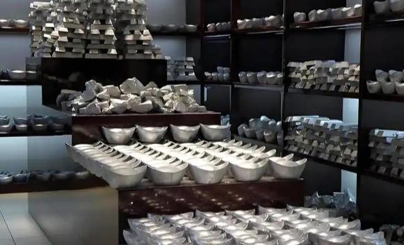 管制白银开始，最大成果不是中国胜了,而是美国再无手段控制中国2026年开年