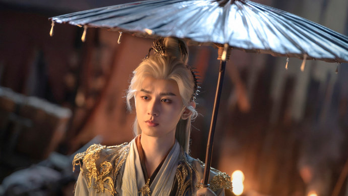 成毅剑心不败永护人间，王权富贵噬魂伪装，富贵少爷的含金量还在上升啊，期待住今晚的