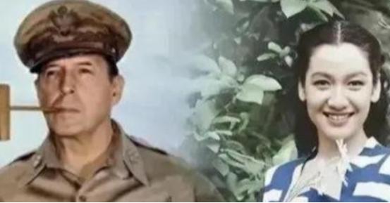 1945年，麦克阿瑟来到日本后，生活靡乱无度，不仅多年霸占着日本第一女神，还成了