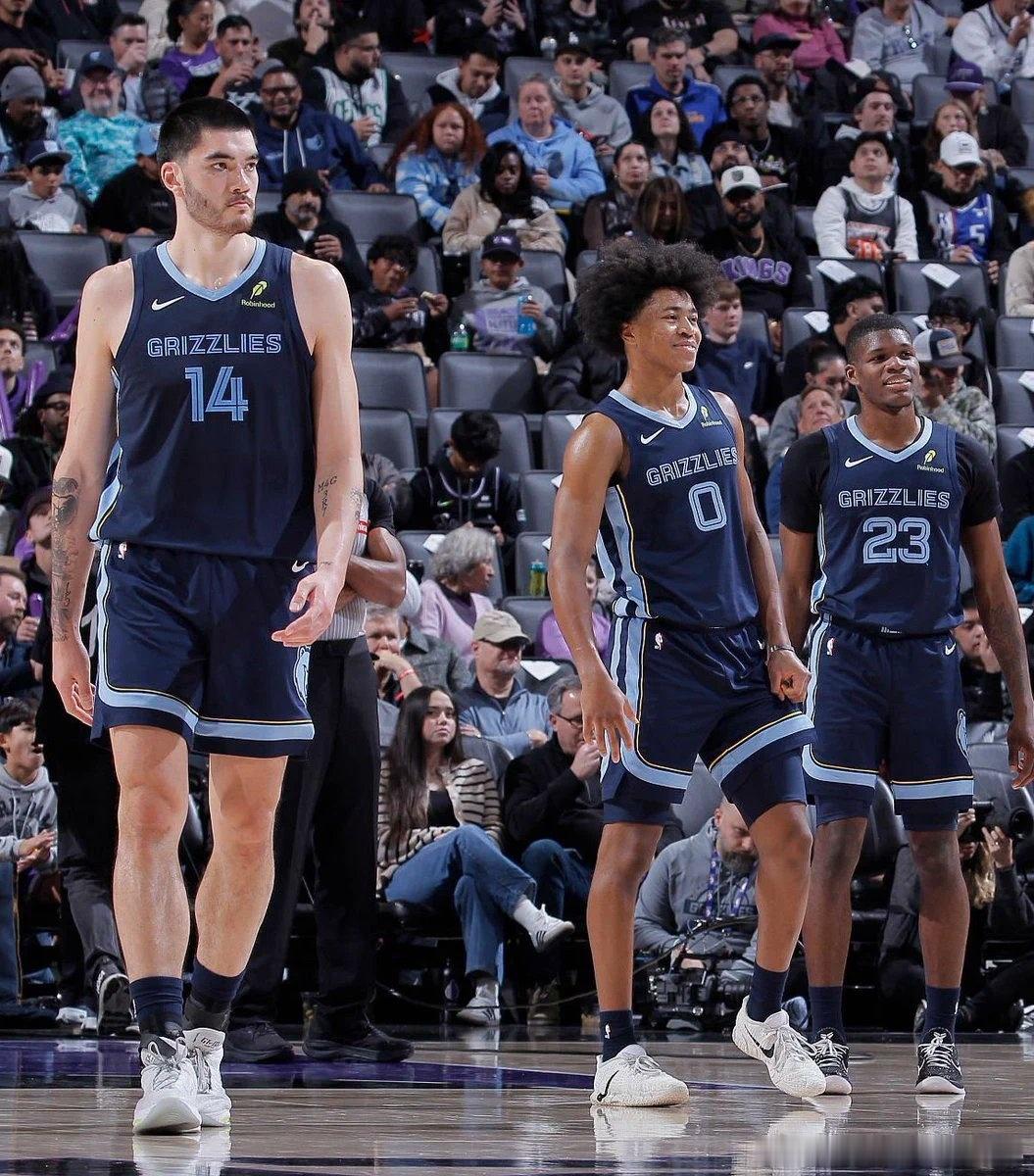 孟菲斯灰熊孟菲斯灰熊NBA记者汤姆·哈伯斯特罗（TomHaberstroh）