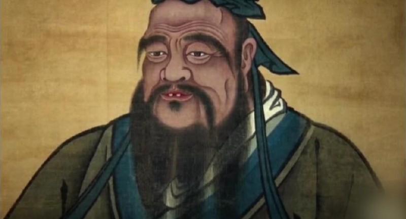 孔子问：“天上有多少颗星星？”底下鸦雀无声，突然一名7岁孩童站出来回答了此问题，