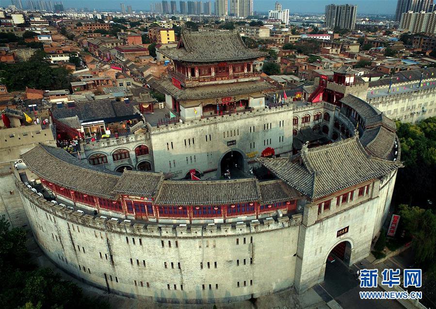 丽景门,这是洛阳古城历史文化最具特色的标志性建筑(8月10日摄).