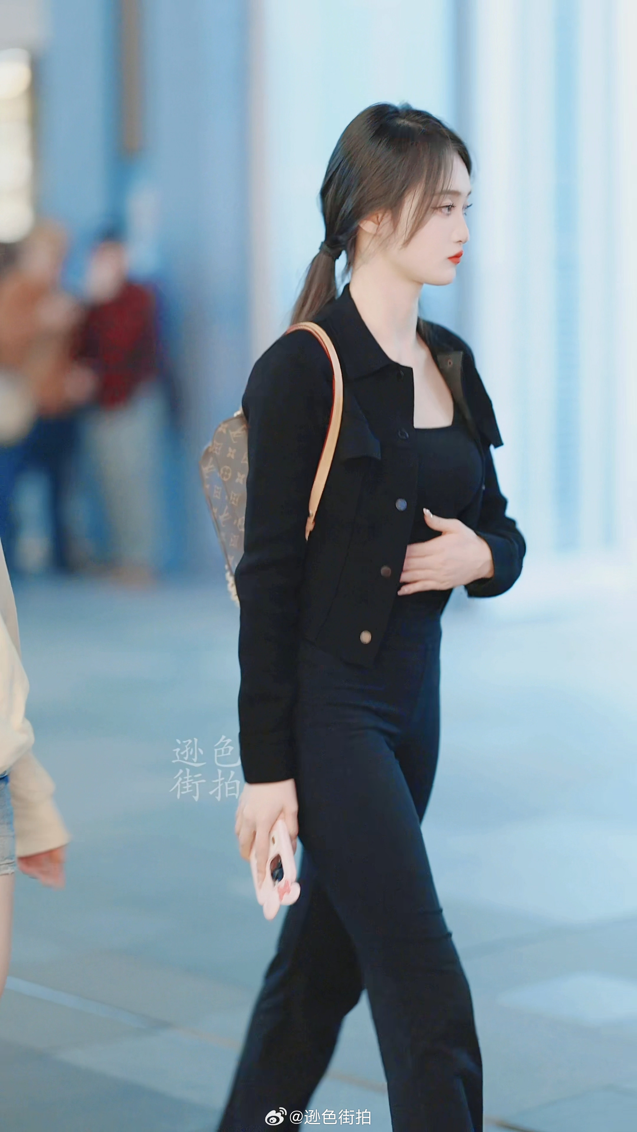 【成都街拍】你爱上哪个小姐姐？丨摄影拍照每日穿搭