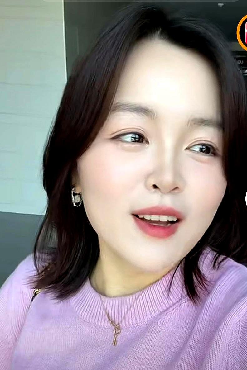 家里老人偏心把钱都给了老三姐，老公忍了也就算了，没想到公公现在居然逼着婆婆离婚！