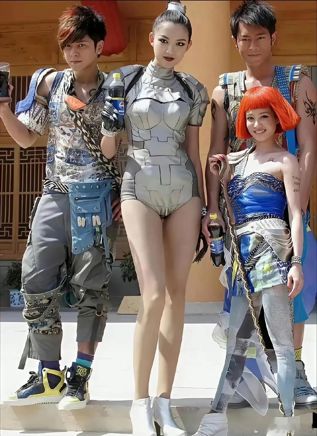 有谁还记得百事可乐当年这张神图？这张图拍摄于2010年，四位主角中蔡依林，罗志祥