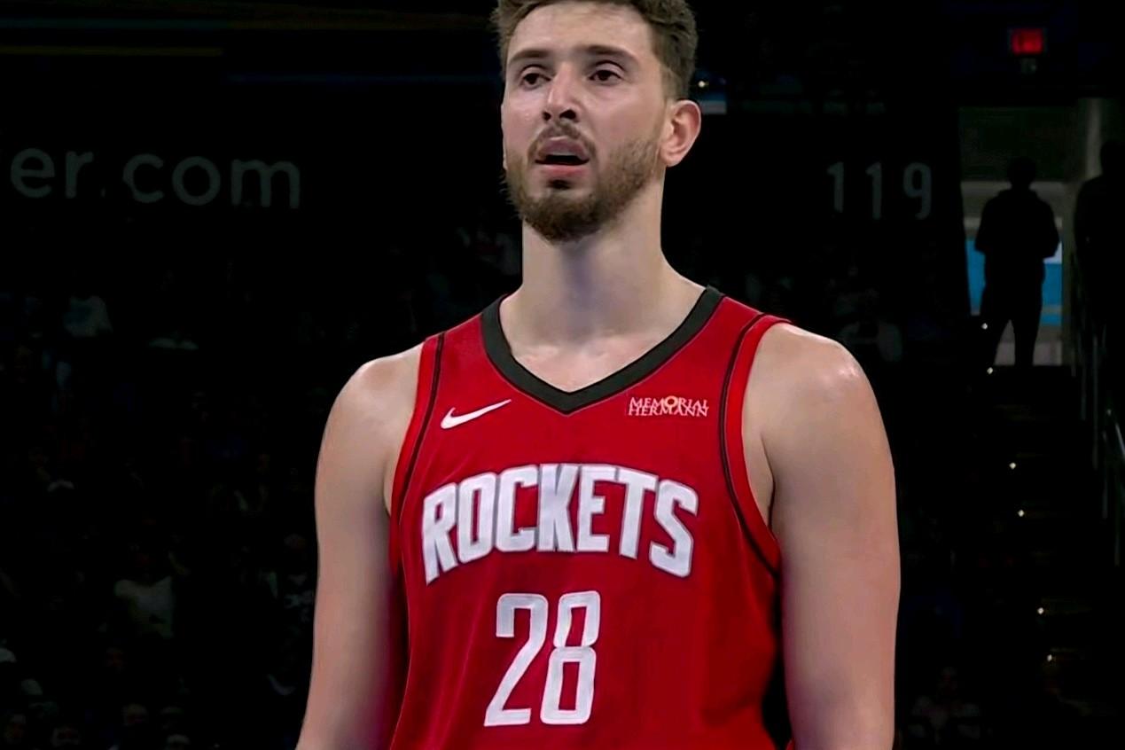 数据一目了然：火箭客场112:106险胜雷霆止连败！谁是火箭赢球最大功臣？1