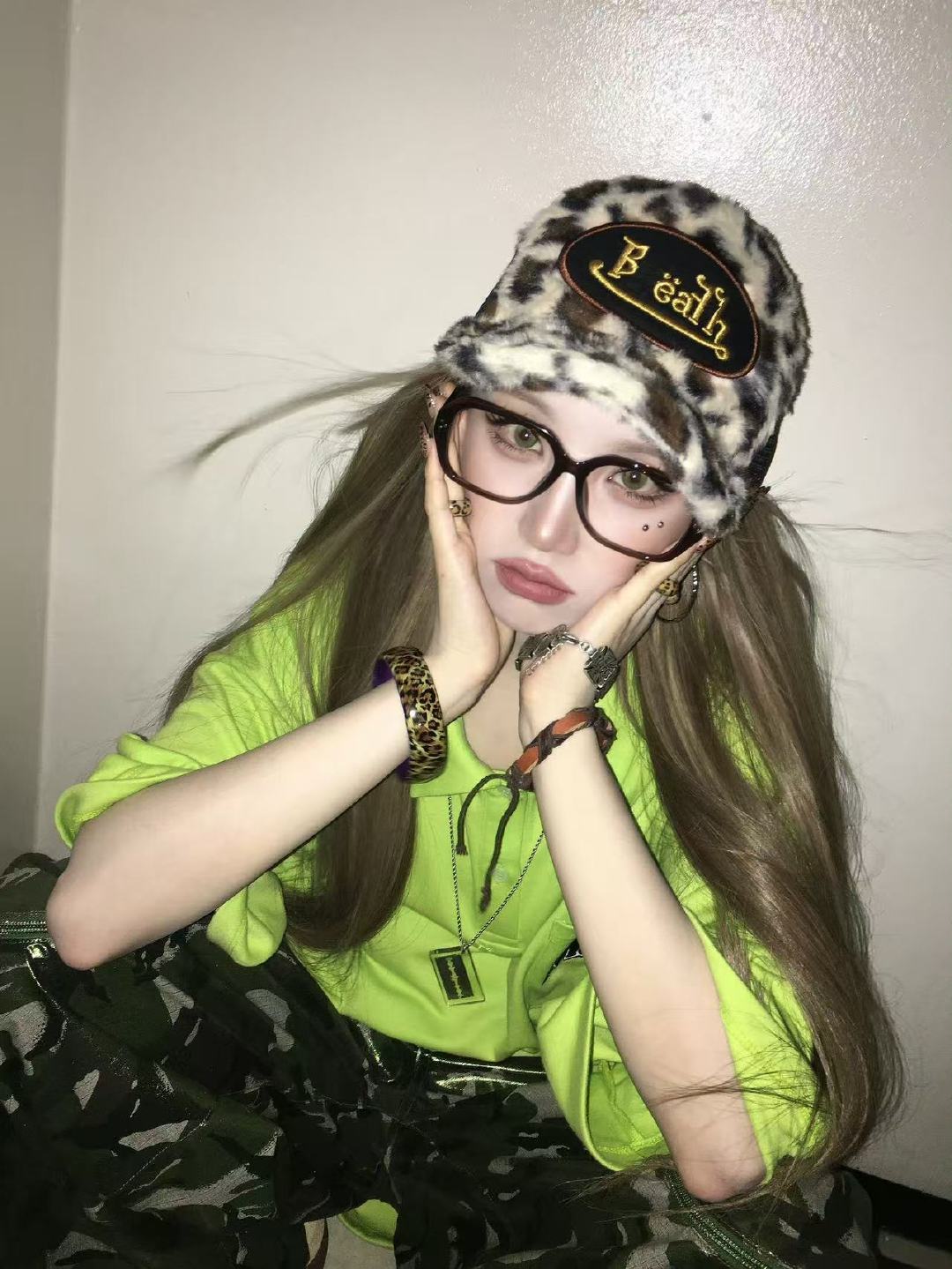 宋雨琦allgreen宋雨琦千禧辣妹look把荧光绿穿这么潮酷😖😖