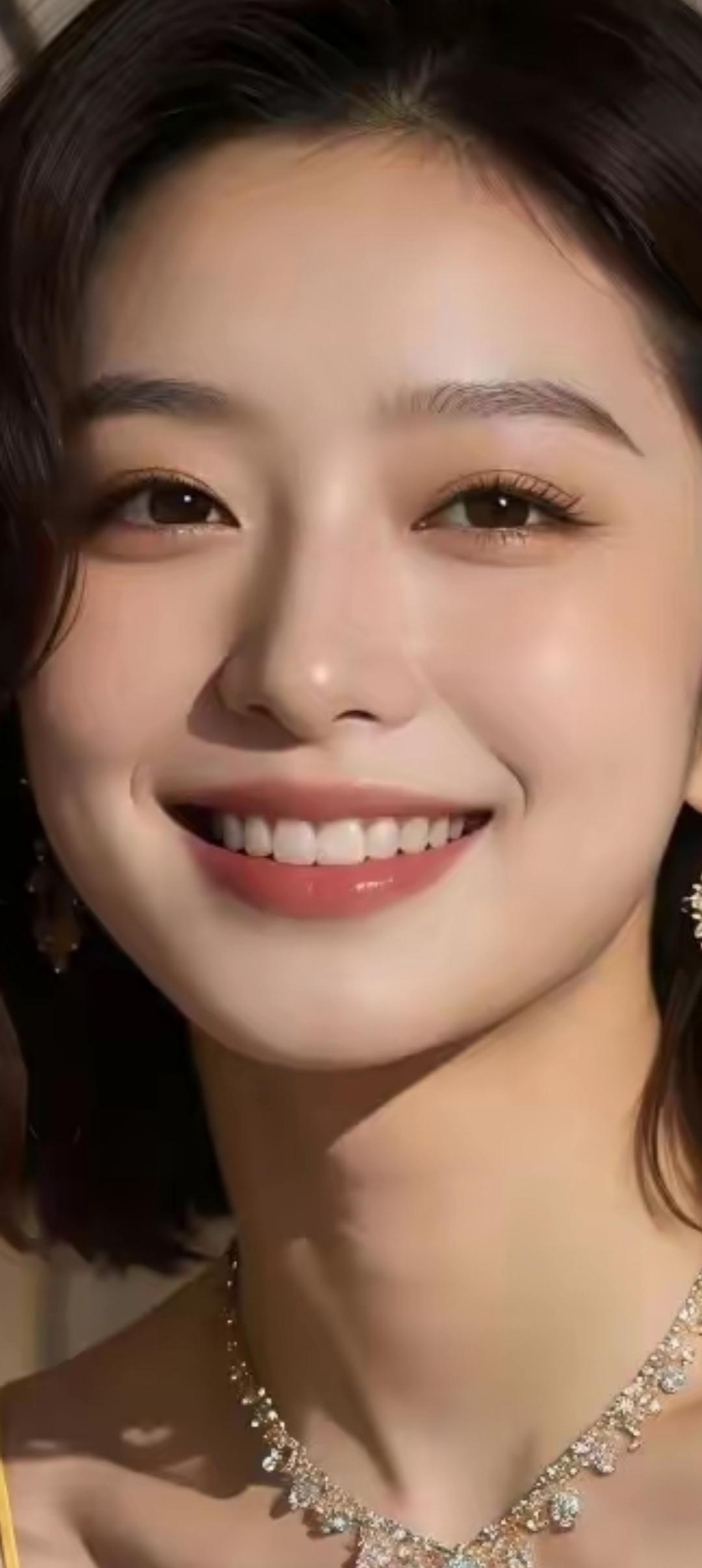 微笑的魅力，闪耀的珠宝，自信的美丽