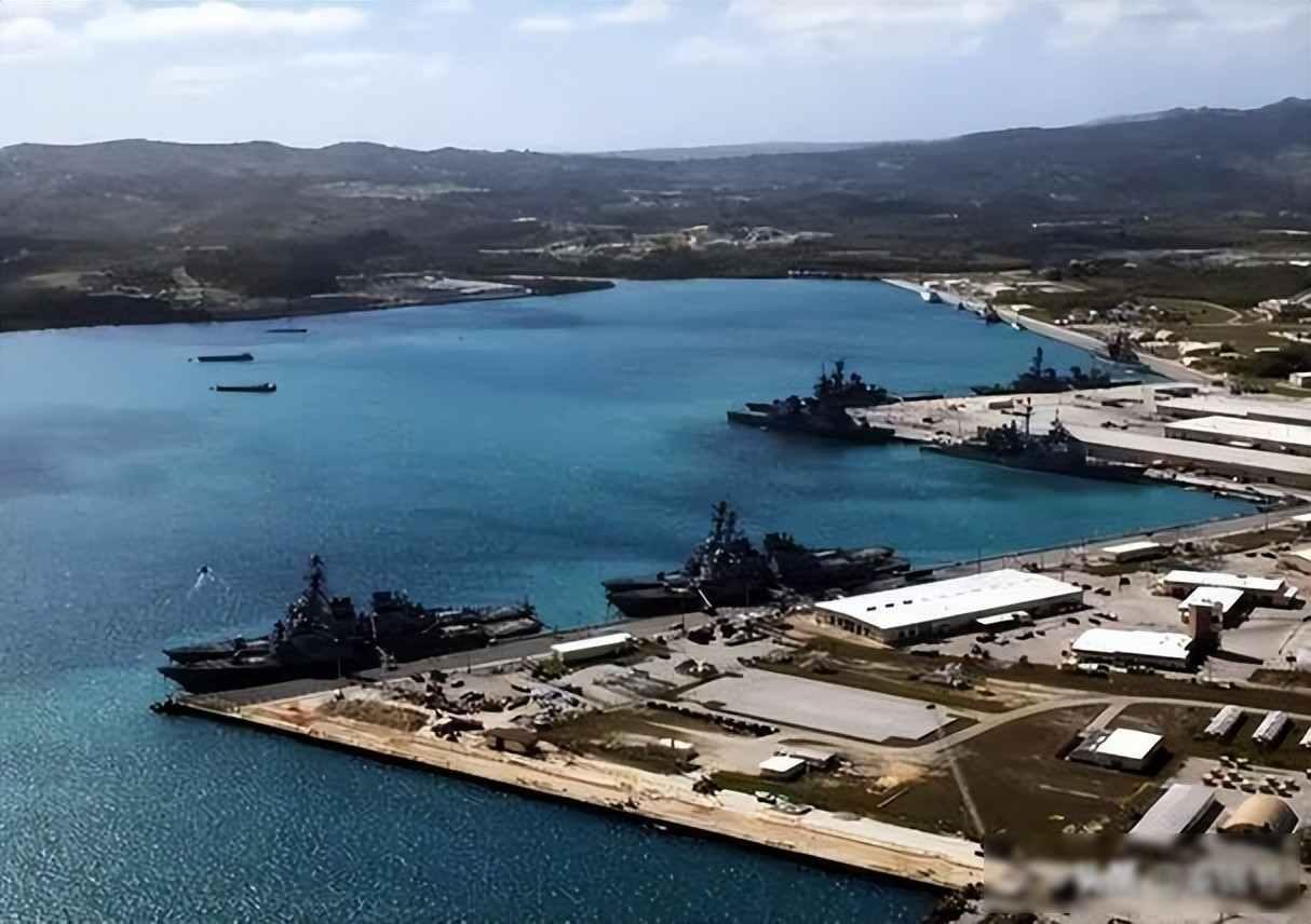 美军全线收缩，整编成三大战区，只为腾出手来，和中国死磕到底？最近听说美国又在改