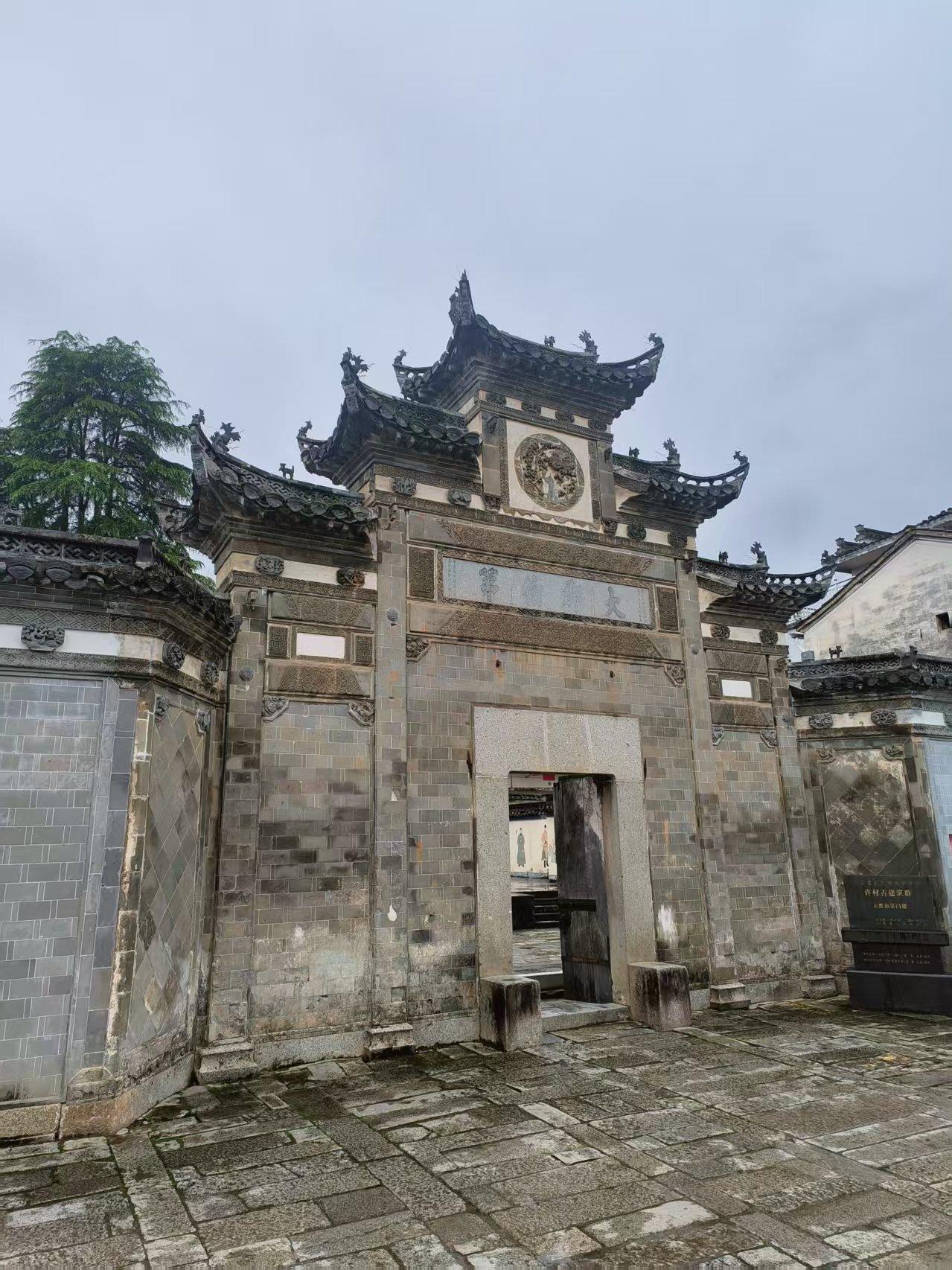 今年春天最想实现的心愿春季来一场说走就走的旅行，四月初回老家祭祖，为逝去！亲人们