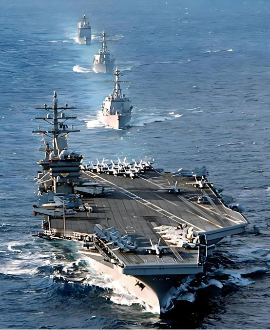 美国欠债38万亿，为何还能撑起11艘航母？其实我们被忽悠了，美债38万亿，已经不